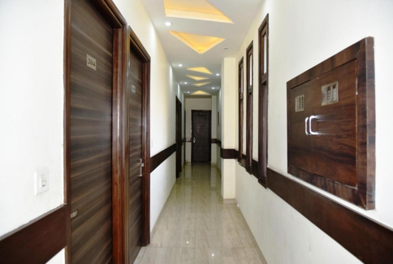 Hotel Royals Grand Galaxy Αμριτσάρ Εξωτερικό φωτογραφία